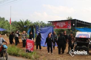 Aksi Berhenti Setelah Polisi Memasang Baliho Himbauan